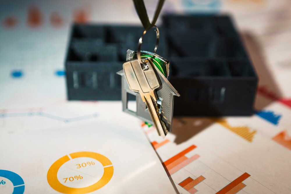 house keyring with keys